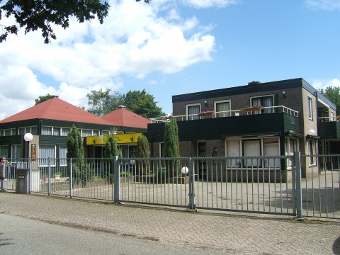 Foto Oss, Corellistraat 6-8