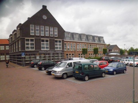 Foto Montfoort, Hofplein 2-10